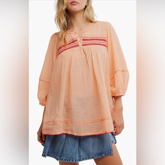 Dylan Smocked Tunic - NWOT tropical peach combo - Picture 1 of 5